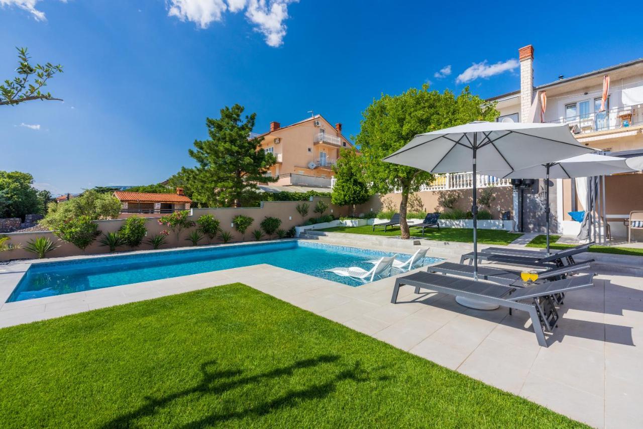 Apartments Panorama Нови-Винодолски Экстерьер фото